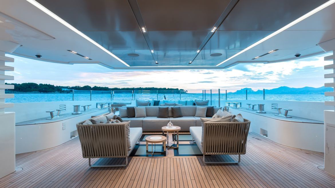 Ouranos Yacht Admiral Yachts