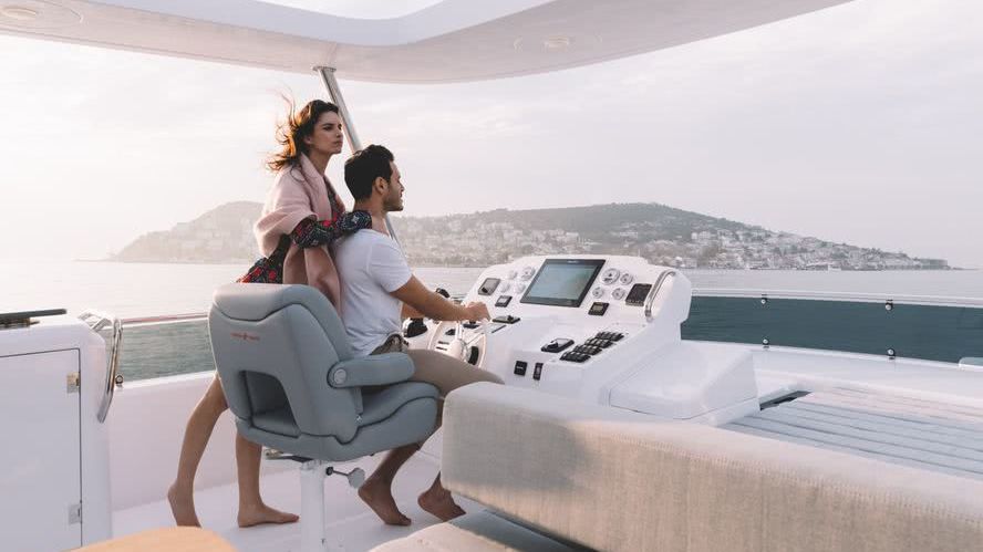 Sirena 64 Motor Yacht