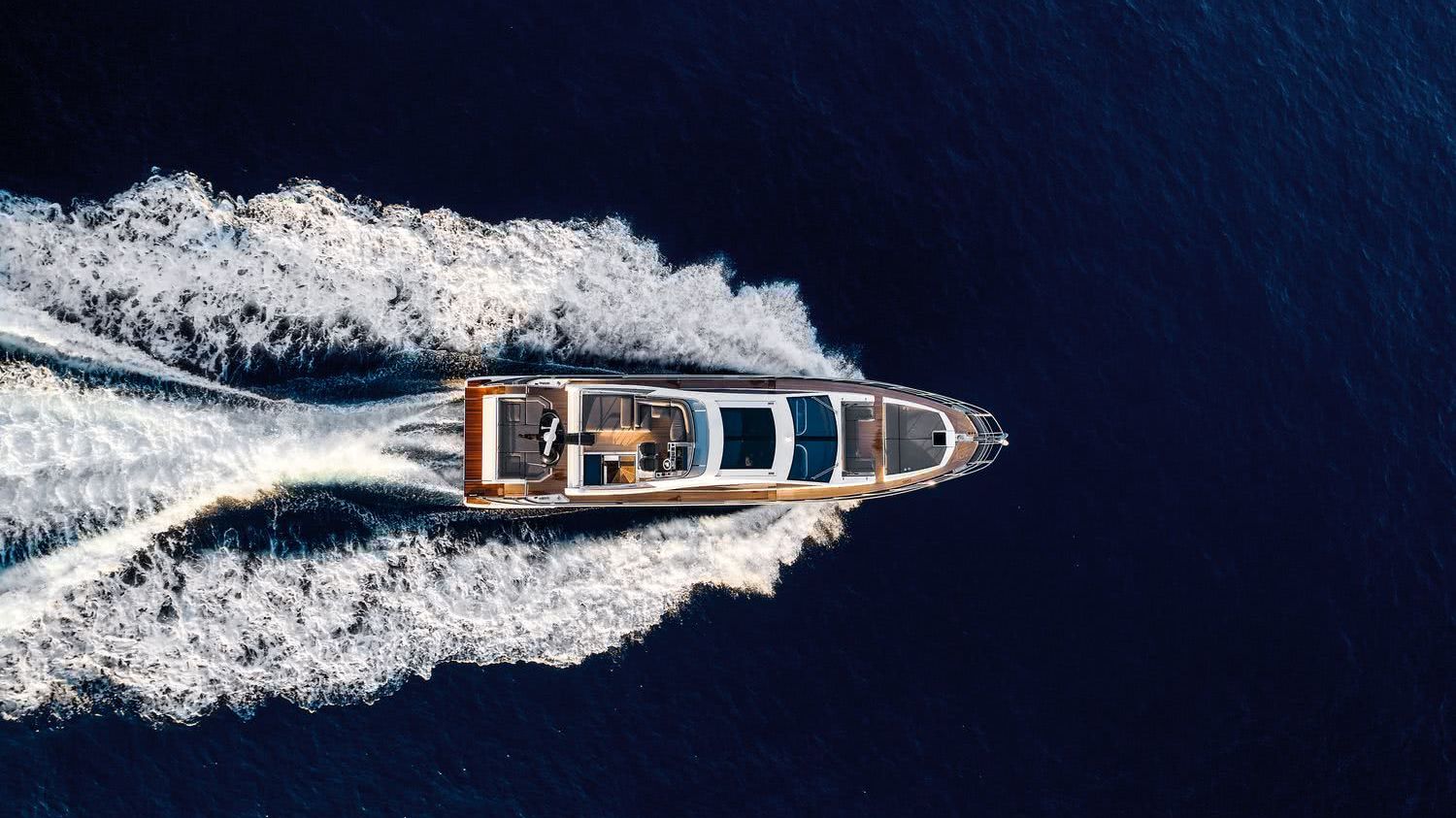 Azimut S7 Carbon Motor Yacht