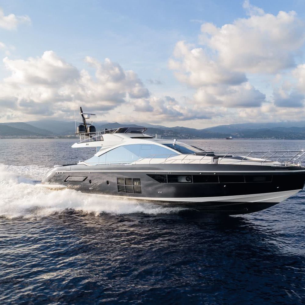 Azimut S7 Carbon Motor Yacht