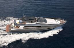Couach 3700 Motor Yacht