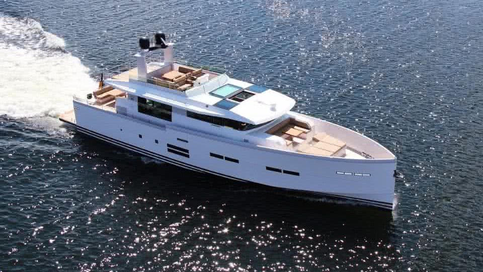 delta 88 yacht