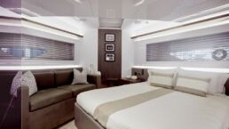 Motor Yacht Pearl 80 Interior
