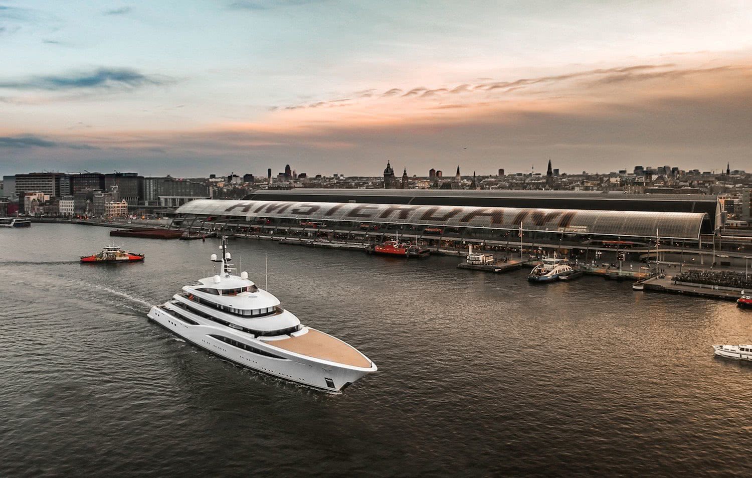 Motor Yacht Faith Amsterdam