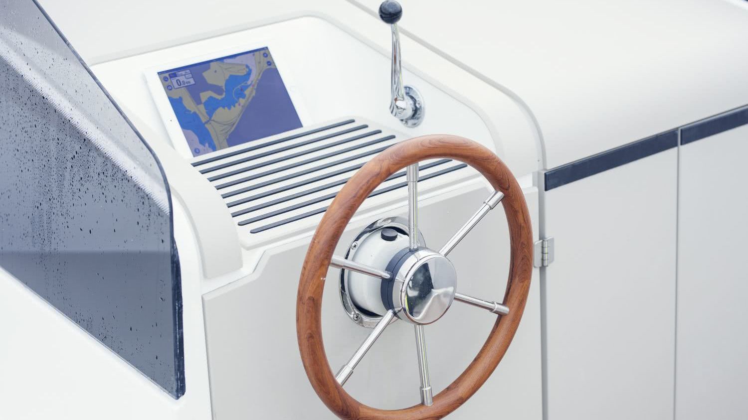 electric boat q30