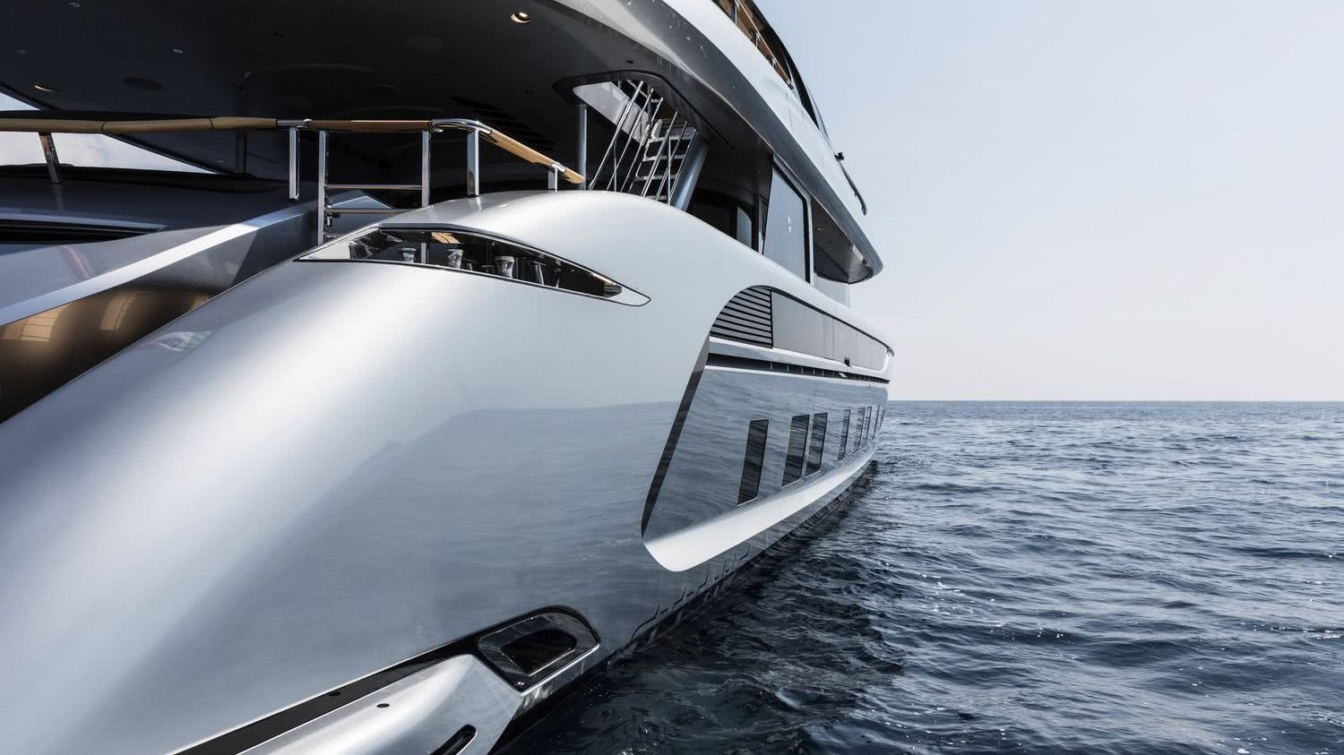 Dynamiq GTT 115 Porsche Design Motor Yacht