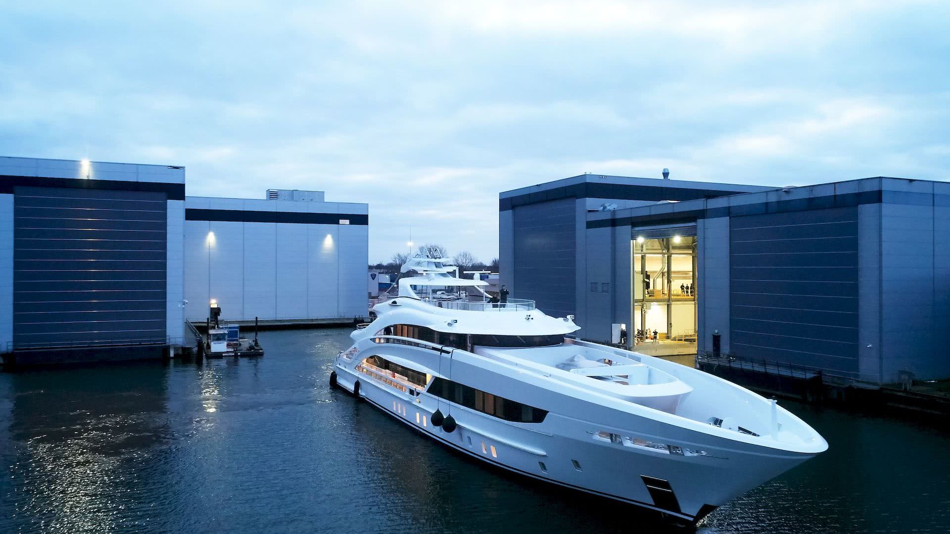 Triton Yacht Heesen Yachts