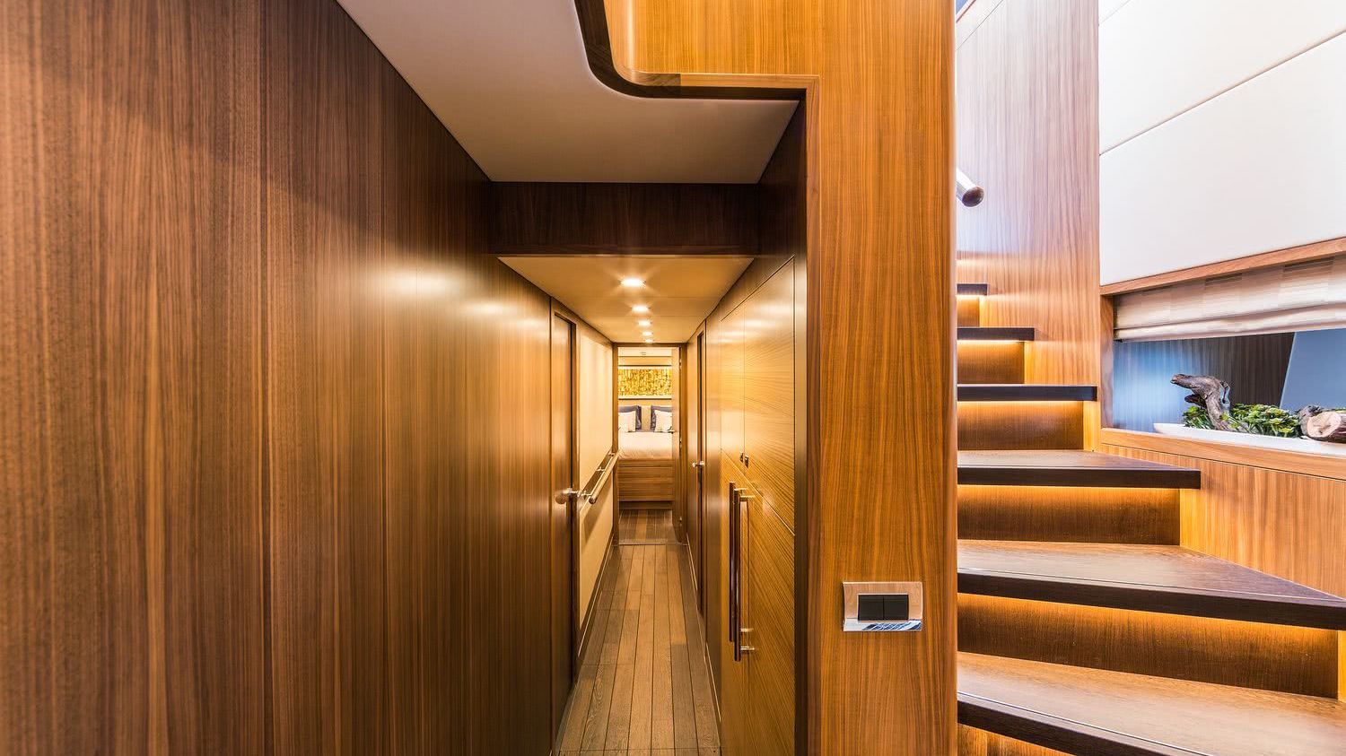 Joy Yacht Van der Valk Shipyard Interior