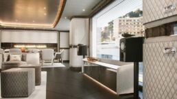 Dynamiq Global 300 Bentley Home Interior