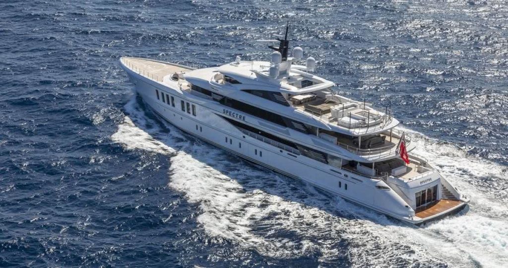 Spectre Yacht by Benetti for Mr. John Staluppi | FB269