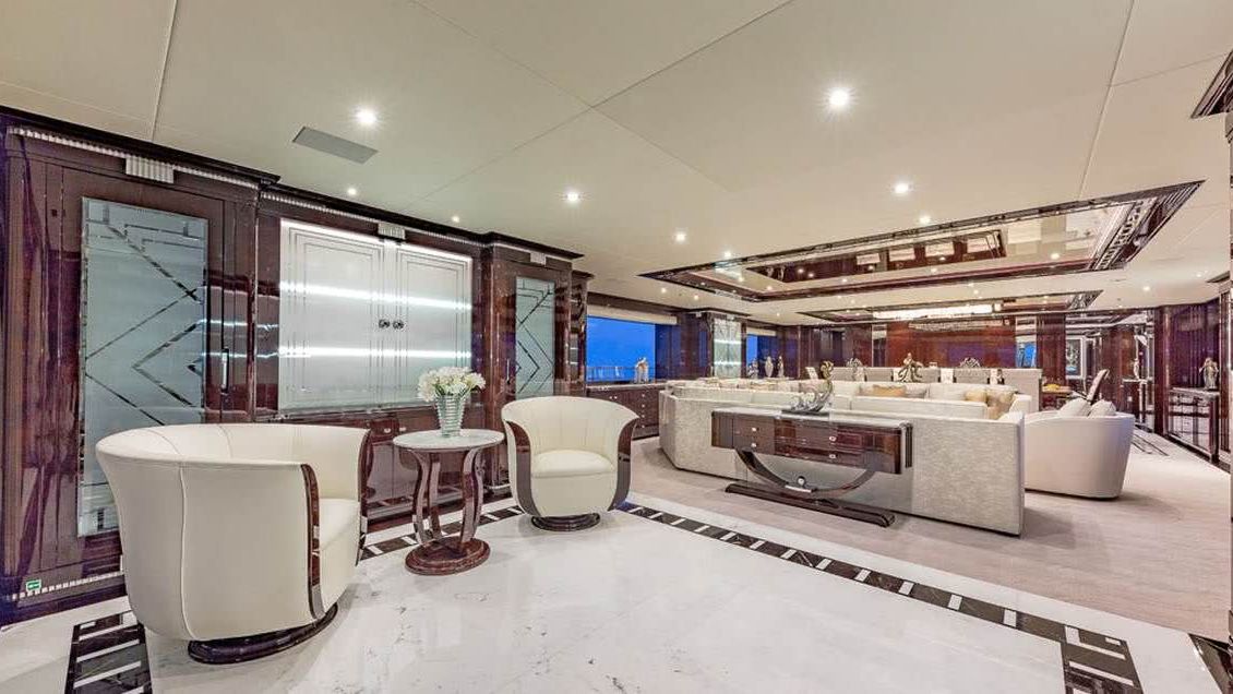 Specture Yacht Interior