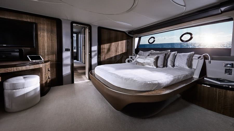 Lexus Yacht LY 650 Interior
