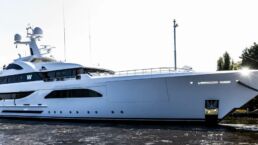 W Yacht Feadship