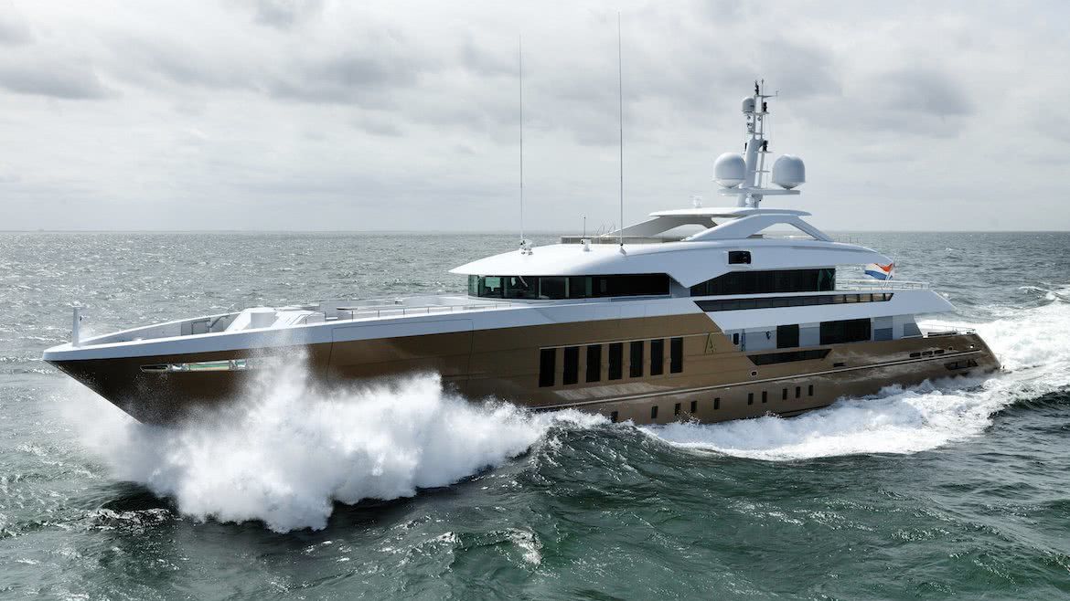 Azamanta Yacht Heesen Yachts