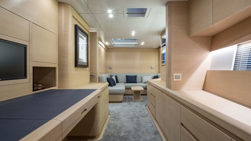 WinWin Yacht Interior