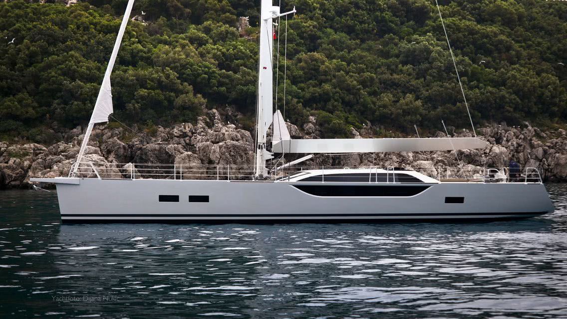 Bliss 2 Yacht