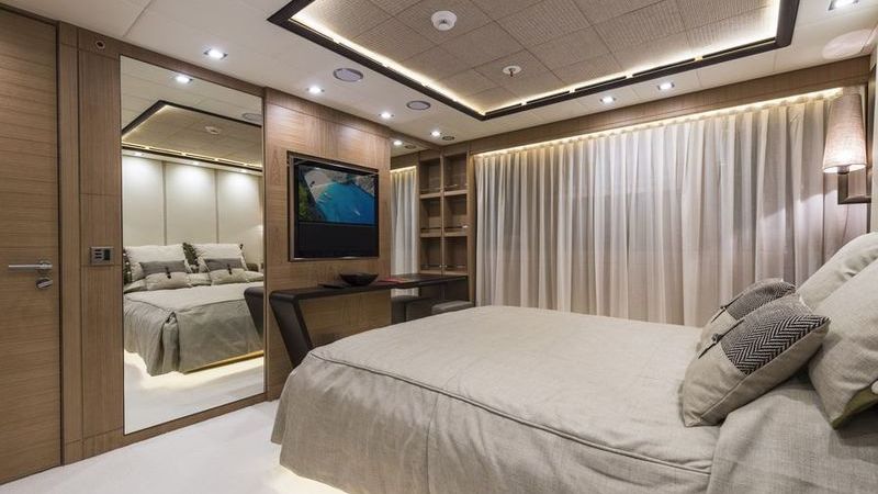 I-Nova Yacht Interior