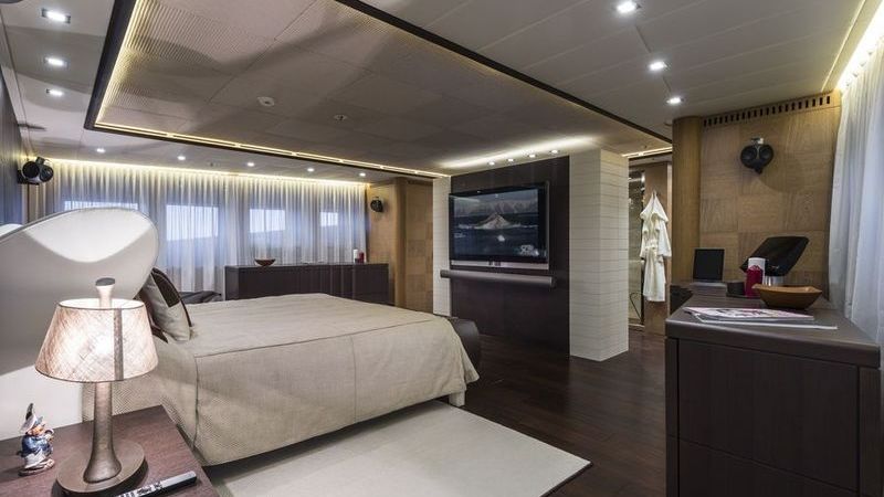 I-Nova Yacht Interior