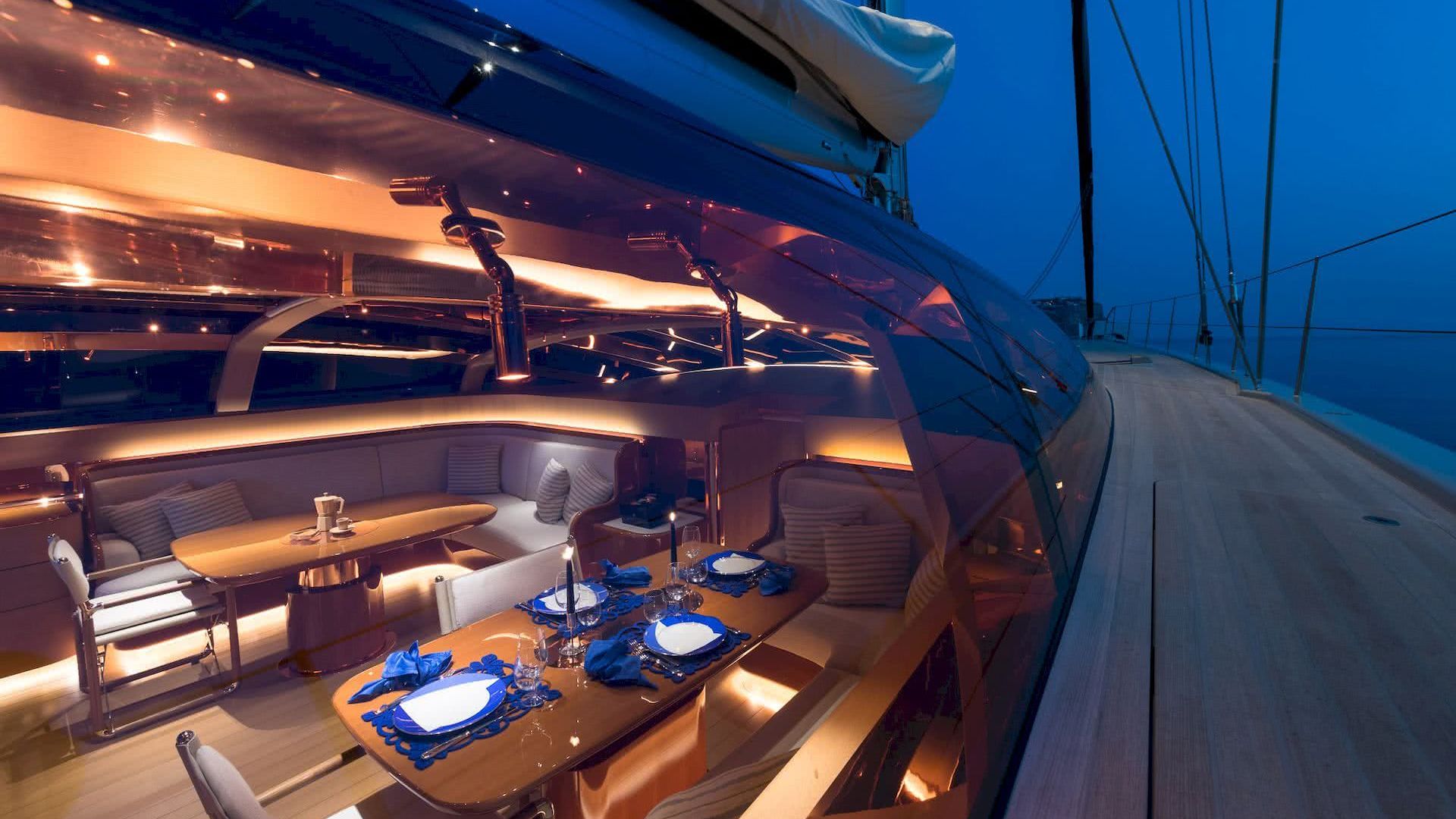 Ribelle Yacht Vitters Interior Deck Salon