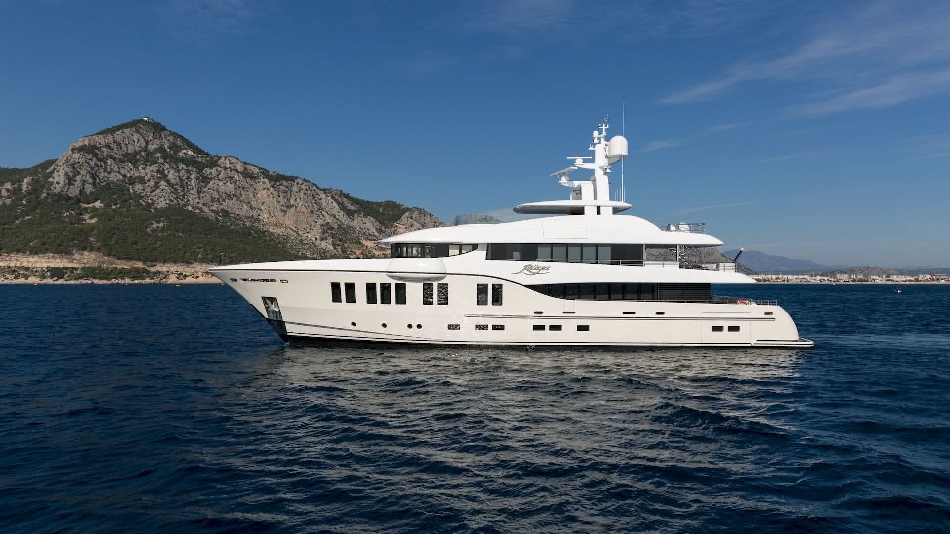 Ruya Yacht Sam Sorgionanni Design