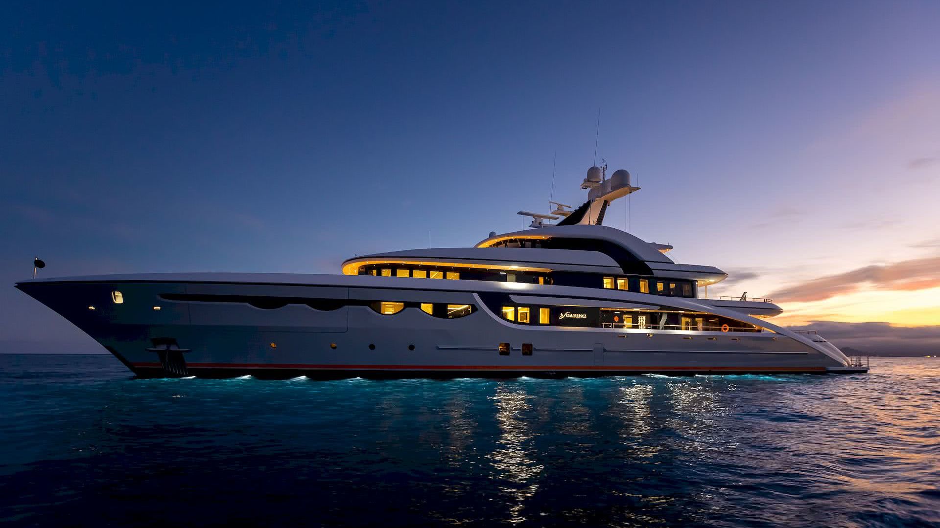 Soaring Yacht Abeking