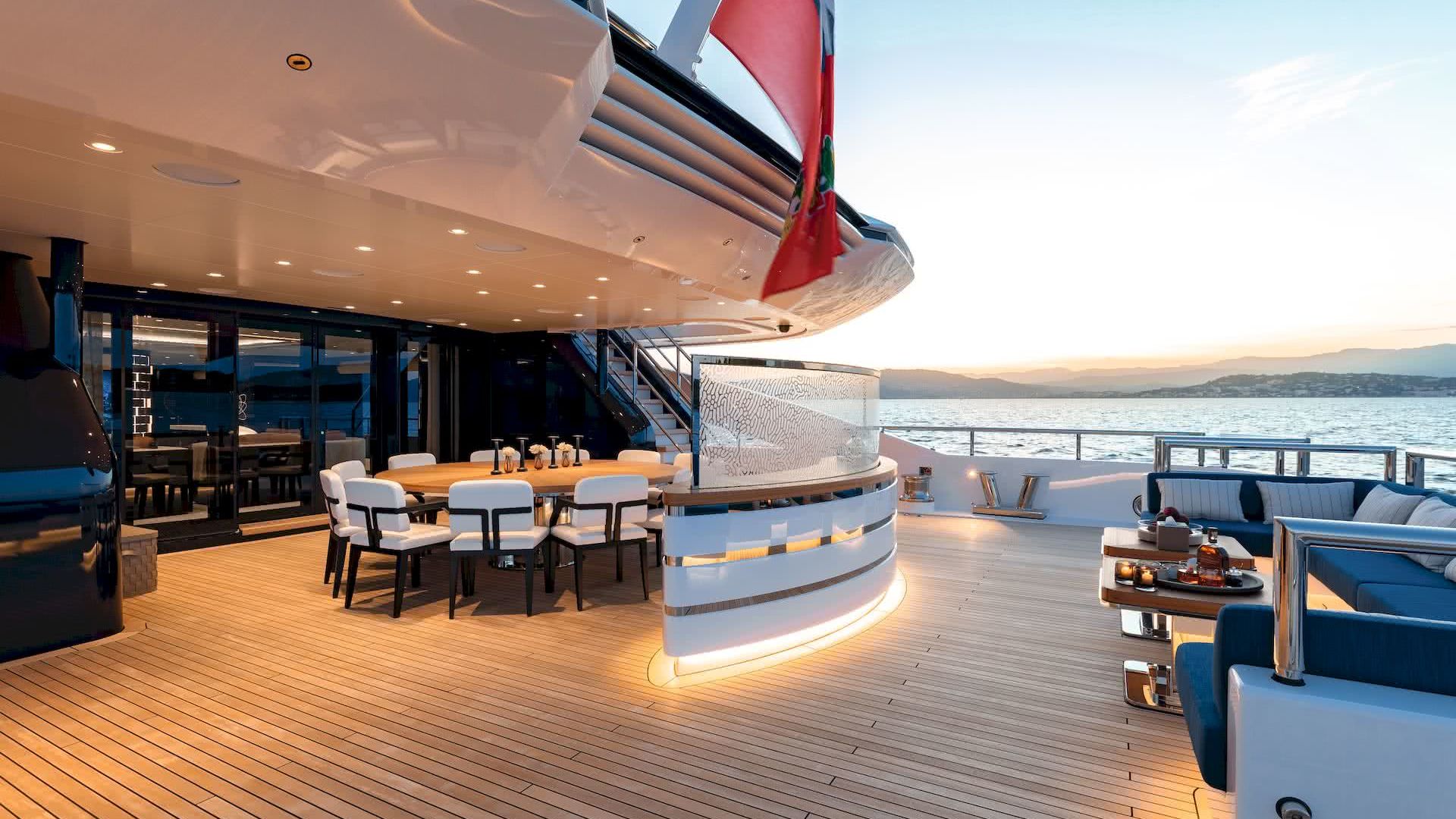 Soaring Yacht Exterior Space