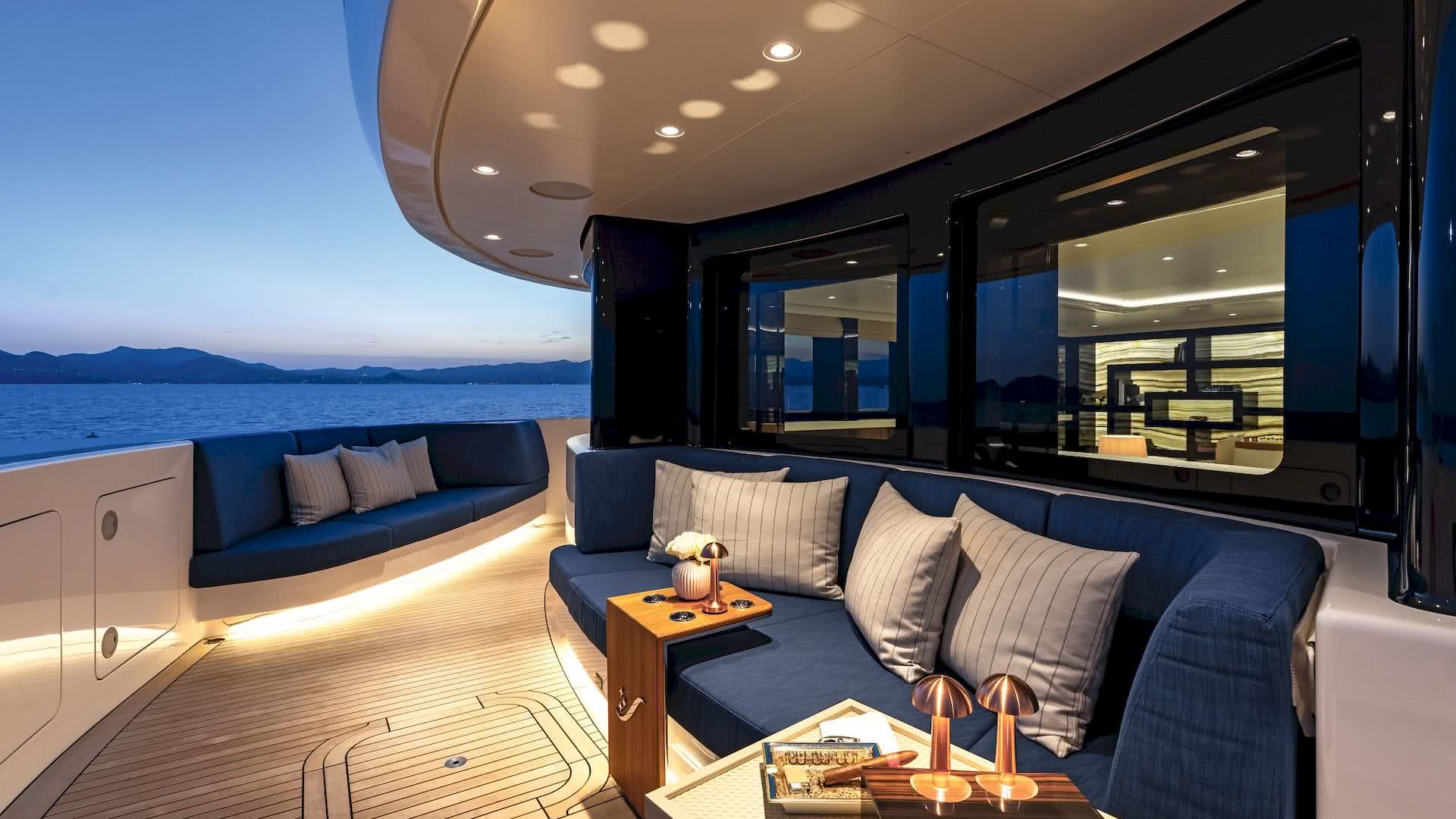 Soaring Yacht Exterior Space