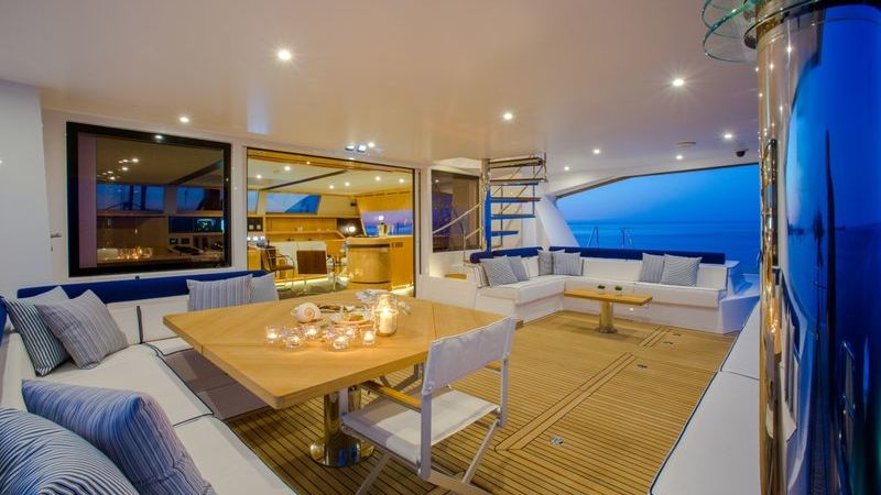 Windquest Yacht Interior
