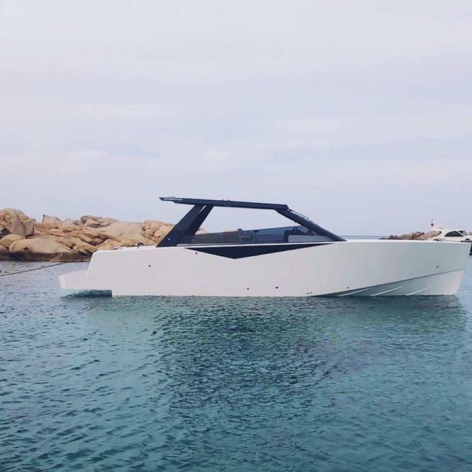 Luxi 35 Motor Boat Cantiere Savona