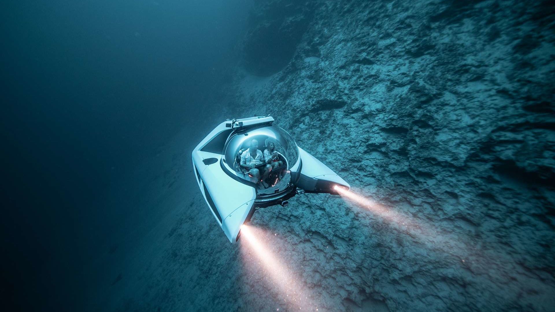 Nemo Submarine U-Boat Worx