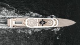 Luxury Yacht LIVA