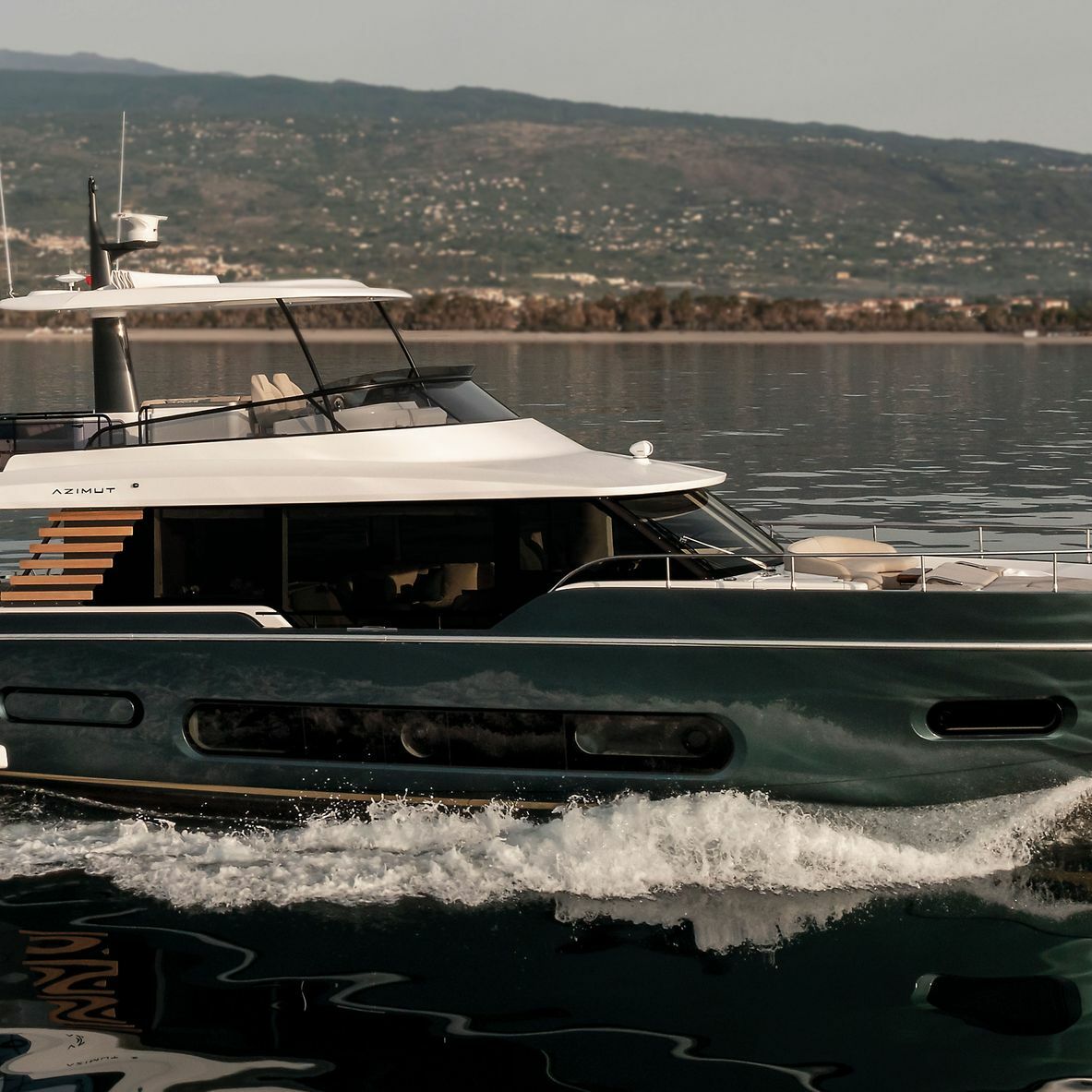 Azimut Luxury Yacht Artificial Intelligence
